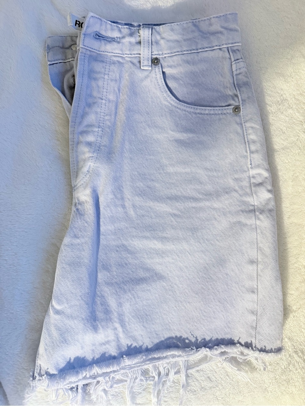 ROLLA'S ™
JEAN shorts 
90'S RELAXED